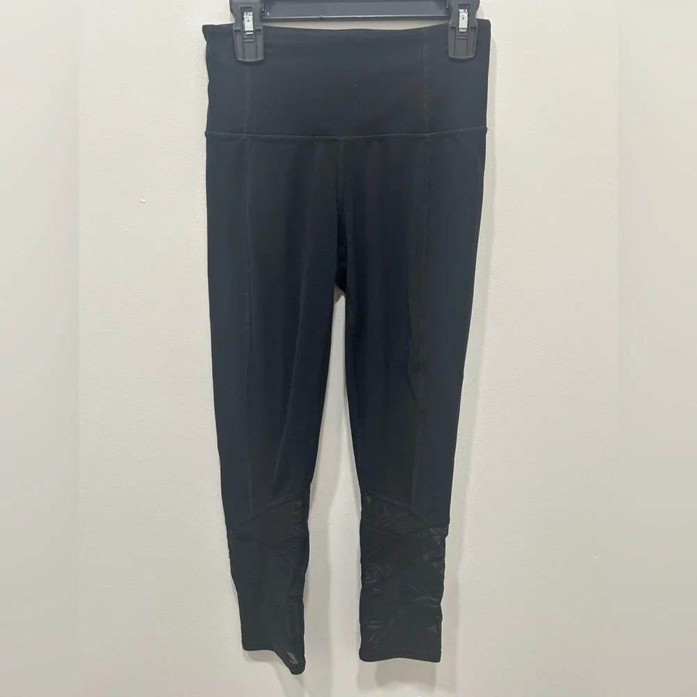 Athleta Leggings Size‎ XXS Black Mantra Capri Yoga Women’s 23” Inseam Gym Soft